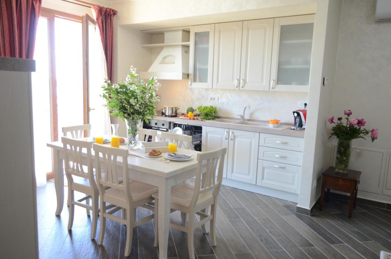 Belleview Residence Mamaia Buitenkant foto